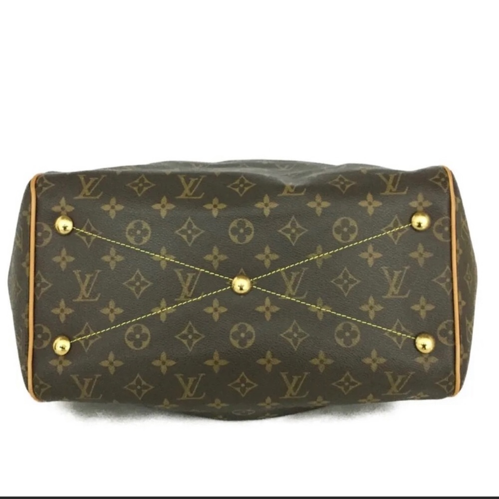Authentic Louis Vuitton Zipper bag. Like new! In excellent conditions, - Picture 6 of 17
